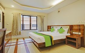 Time Square Hotel Cochin 3*